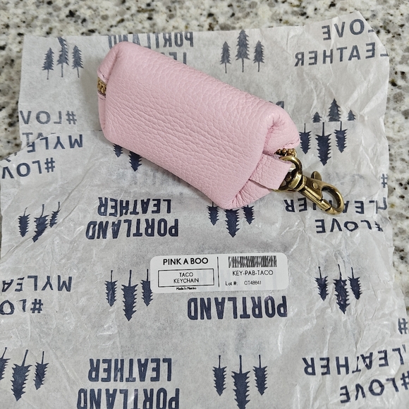 Portland leather Taco Keychain (Pinkaboo, pink) - Picture 3 of 8